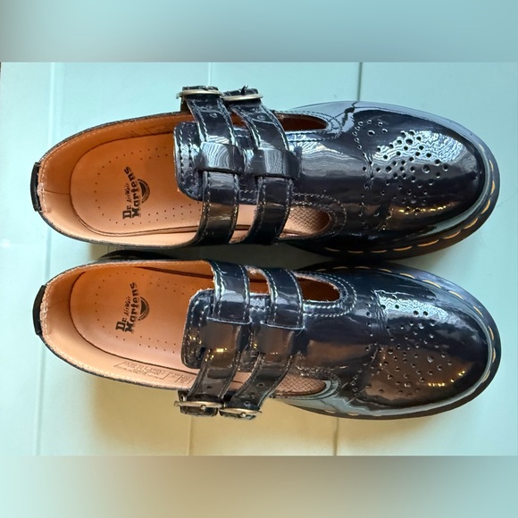 Dr. Martens 8065 Mary Jane Patent Leather Shoes - Picture 3 of 6